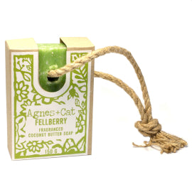 Jabón natural de manteca de coco con aroma de bayas de otoño